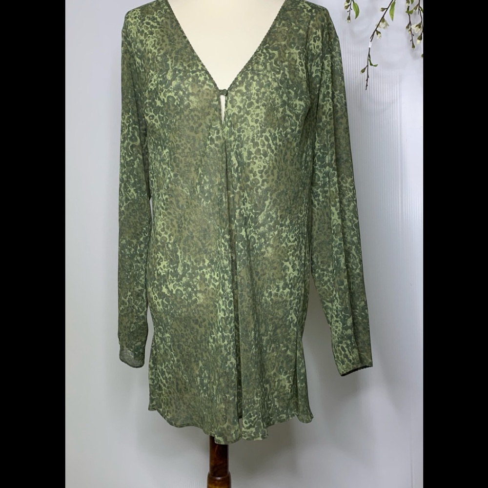 Victoria’s Secret Tunic Translucent casual, Size L